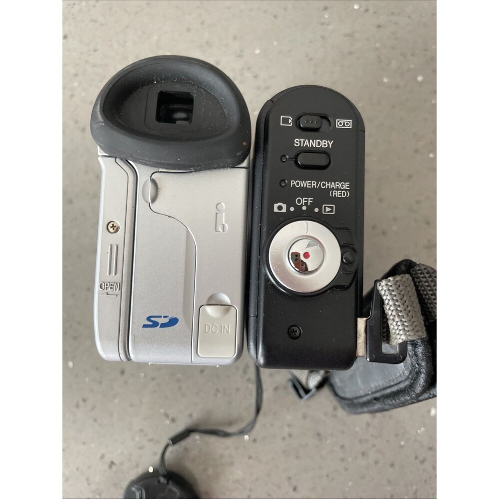 Sharp Viewcam Z Mini DV Digital Camcorder VL-Z5 Untested - Picture 8 of 14